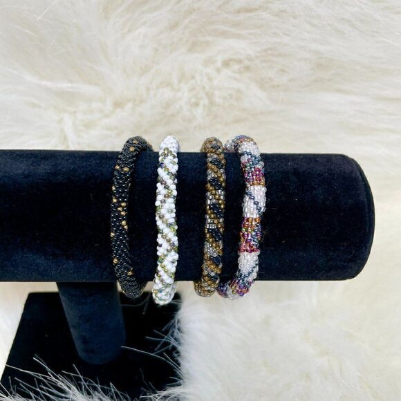 HAND CRAFTED in Nepal Beaded Bracelets (set of 4) BRONZ2 - Picture 3 of 3